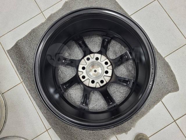 Красивые новые Sakura Wheels 15" 7j (4*100/4*114.3) et+35 цо73.1мм