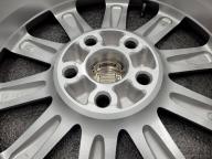 Оригинальные 17" Toyota Crown 7j et+45 (5*114.3) цо60.1мм (Япония)