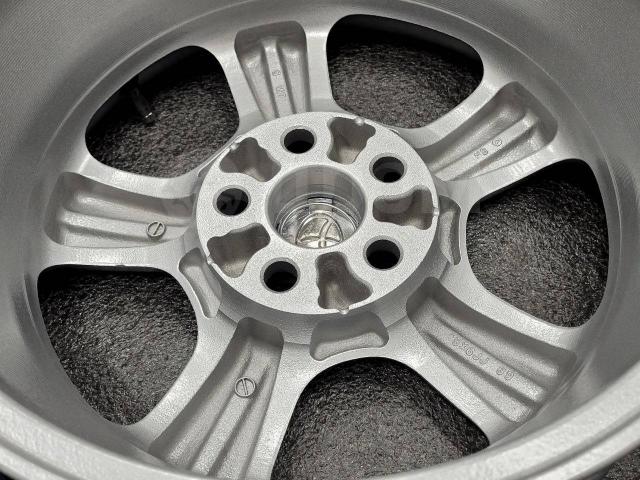 Оригинальные Toyota на 15" (5*100) 6jj et+39 цо54.1мм