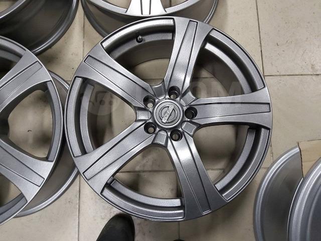 Красавцы Tech-Line для Nissan на 18" (5*114.3) 7.5j et+40 цо66.1мм