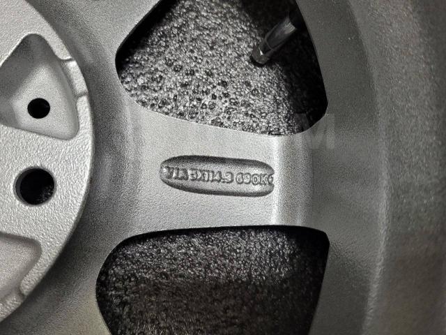 Красивые Dunlop ProV7 15" (5*114.3) 6j et+50 цо73.1мм