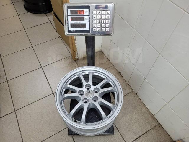 Оригинальные 15" Тойота (Япония) 6.5j et+40 (5*100) цо54.1мм Toyota
