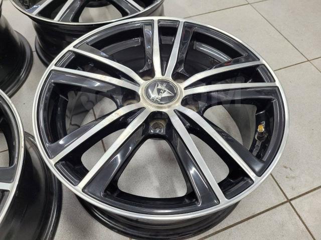 Красивые 16" Razec (5*114.3) 6.5j ет+45 цо73.1мм Rozest