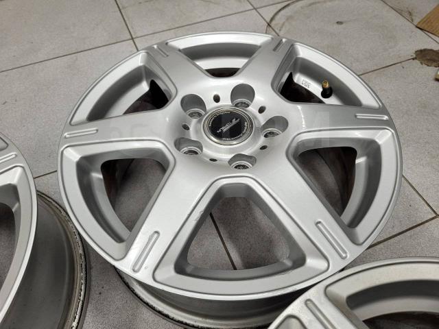 Красивые Bridgestone Toprun 15" (5*114.3) 6j et+53 цо73.1мм