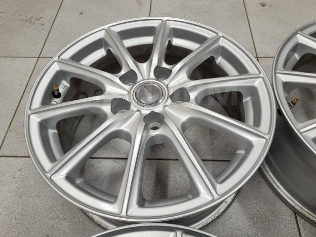 Оригинальные Bridgestone Eco Form 16" (5*114.3) 6.5j et+39 цо60.1мм Toyota