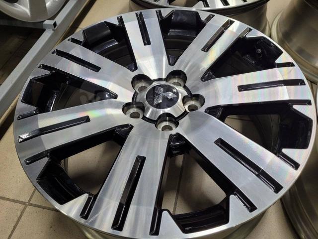 Оригинальные Mitsubishi (Enkei, m.a.t) 18" (5*114.3) 7jj et+38 цо67.1