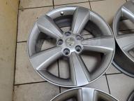 Красавцы Ниссан 17" (5*114.3) 7jj et+40 цо66.1мм