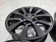 Красавцы черный матовый Тойота 16" (5*114.3) 6.5j et+45 цо60.1мм Toyota