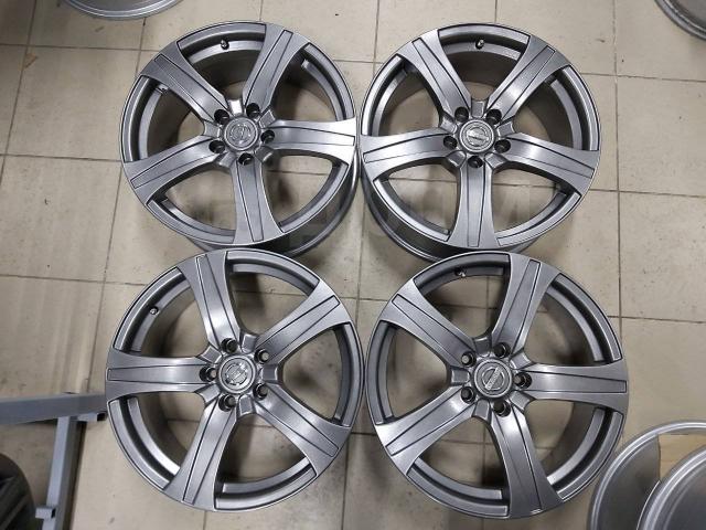 Красавцы Tech-Line для Nissan на 18" (5*114.3) 7.5j et+40 цо66.1мм