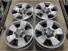 Оригинальные Toyota Surf/Prado 17" 7.5jj et+30 (6*139.7) цо106.1мм