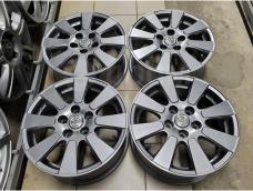 Красавцы графит для Toyota 16" 7jj (5*114.3) ет+42 цо60.1мм