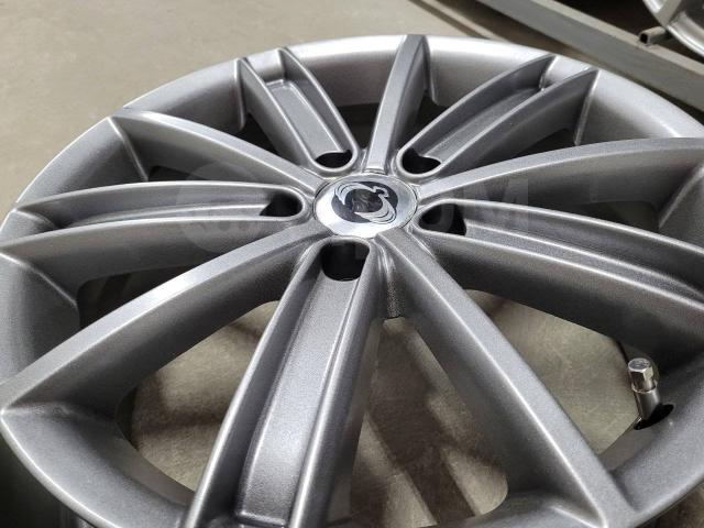 Красавцы SsangYong 17" (5*112) 7j ет+43 цо66.6мм