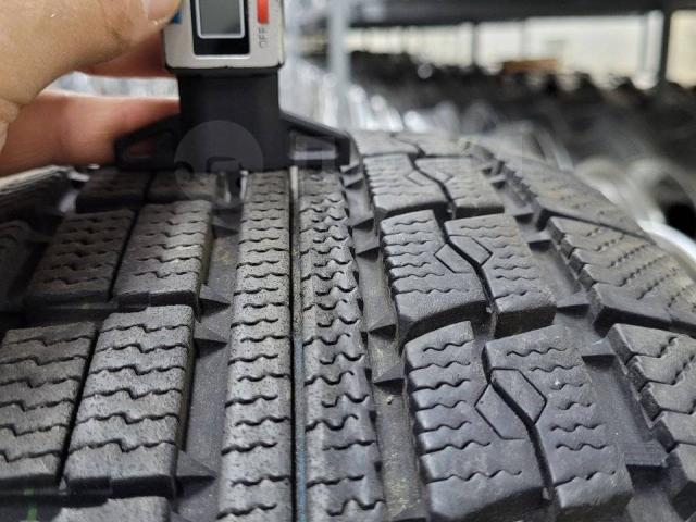 Отличная зима 225.60.17 Toyo Winter Tranpath MK4 (2015 г, Япония) 225/60 R17
