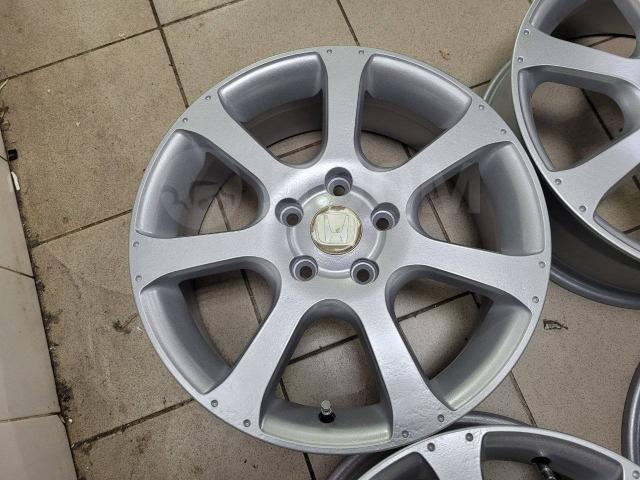 Красивые Qualex графит Honda на 17" (5*114.3) 6.5j et+50 цо64.1мм