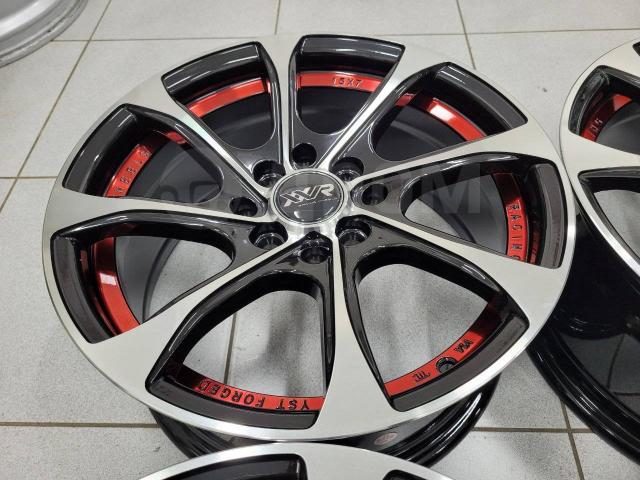 Красивые новые Sakura Wheels 15" 7j (4*100/4*114.3) et+35 цо73.1мм