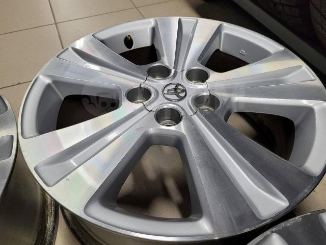 Оригинальные Тойота Ипсум 17" (5*114.3) 6.5jj et+45 цо60.1мм Toyota