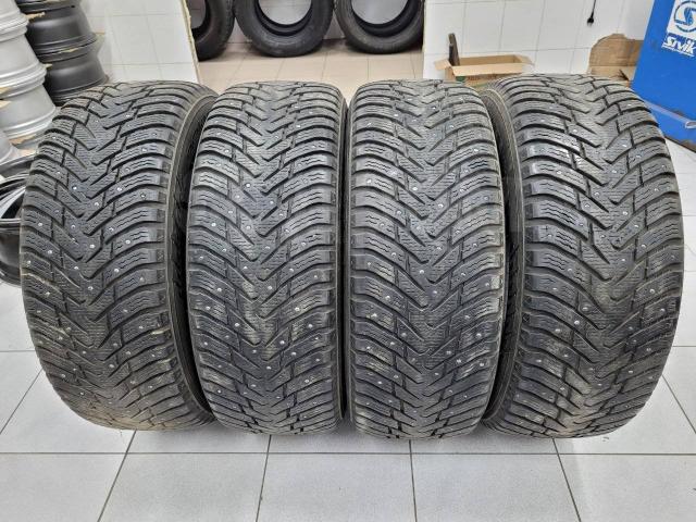 Отличная зима 265.60.18 Nokian Hakkapeliitta 8 SUV (Россия, 2014 г. ) 265/60 R18