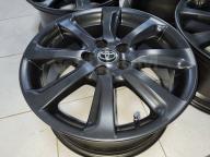 Оригинальные Toyota Crown на 18" (5*114.3) 8j et+45 цо60.1мм
