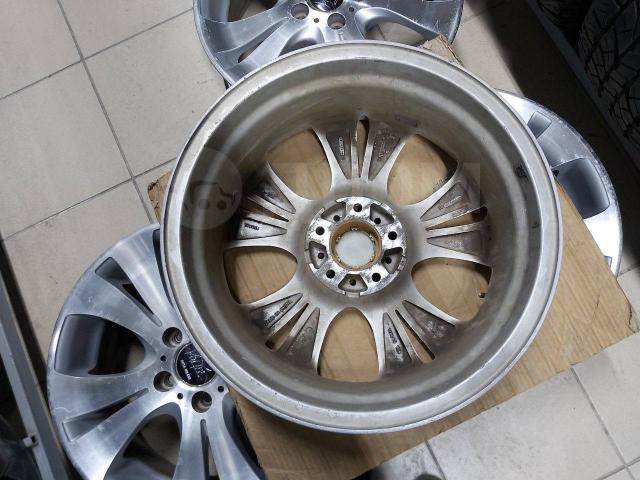 Красавцы 17" Inter Milano Voltec (5*114.3) 7j et+53 цо73.1мм
