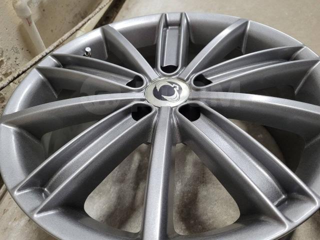 Красавцы SsangYong 17" (5*112) 7j ет+43 цо66.6мм
