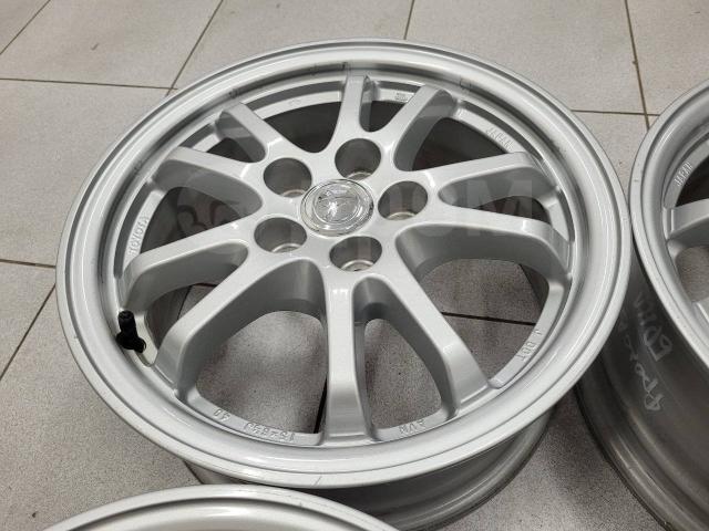 Оригинальные 15" Тойота (Япония) 6.5j et+40 (5*100) цо54.1мм Toyota