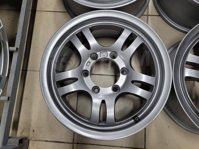 Красивые литые диски Weds 16" 7jj (6*139.7) et+35 цо110.1мм