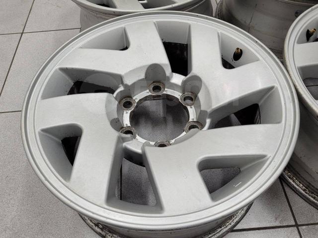 Оригинальные Митсубиши (Enkei) 16" 7jj (6*139.7) et+10 цо108.1мм
