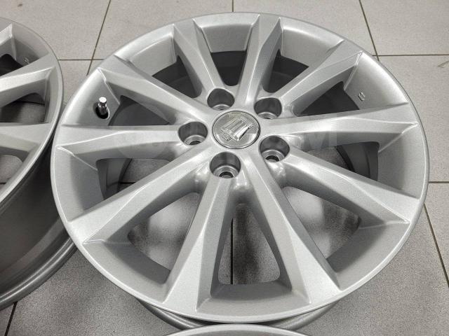 Оригинальные 17" Toyota Crown 7j et+45 (5*114.3) цо60.1мм (Япония)
