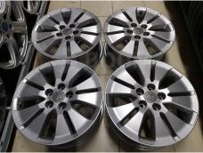 Оригинальные 17" Toyota 7j et+45 (5*114.3) цо60.1мм (Япония)