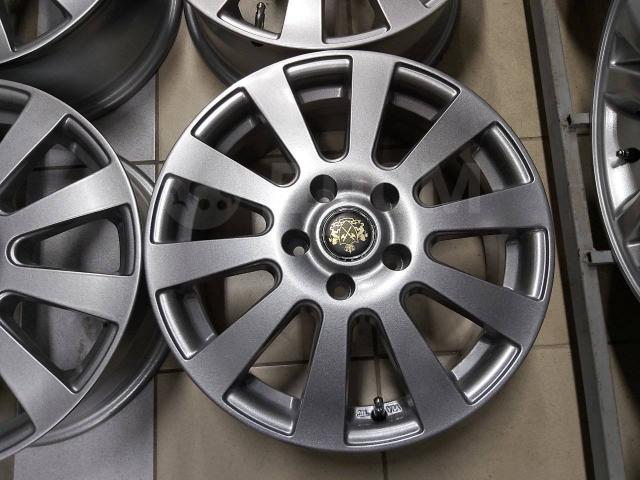 Красавцы графит для Toyota 16" 6.5j (5*114.3) ет+45 цо60.1мм