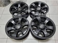 Черные матовые Toyota Prado120 на 17" 7.5jj et+30 (6*139.7) цо106.1мм