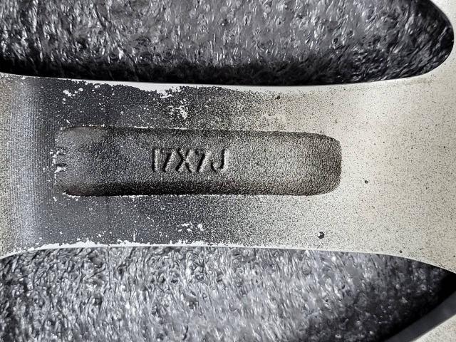 Оригинальные Bridgestone Balminum 17" (5*114.3) 7j et+45 цо73.1мм