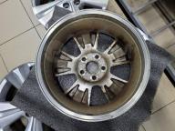 Оригинальные Тойота Ипсум 17" (5*114.3) 6.5jj et+45 цо60.1мм Toyota