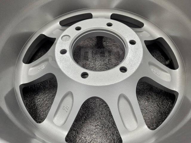 Красавцы 16" Kosei (Япония) 8jj (6*139.7) et0 цо110.1мм