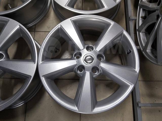 Оригинальные литые диски Nissan 17" 6.5j et+40 (5*114.3) цо66.1мм