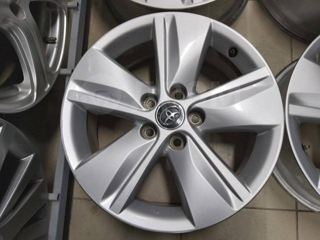 Оригинальные Тойота RAV4/Хариер на 17" (5*114.3) 7j et+39 цо60.1мм Toyota
