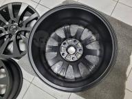 Красавцы черный матовый Тойота 16" (5*114.3) 6.5j et+45 цо60.1мм Toyota