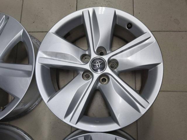 Оригинальные Тойота RAV4/Хариер на 17" (5*114.3) 7j et+39 цо60.1мм Toyota