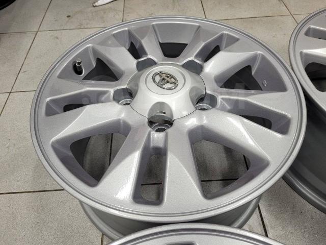 Оригинальные 17" Тойота Лендкрузер 200/100 (5*150) 8j ет+60 цо110.1мм Toyota