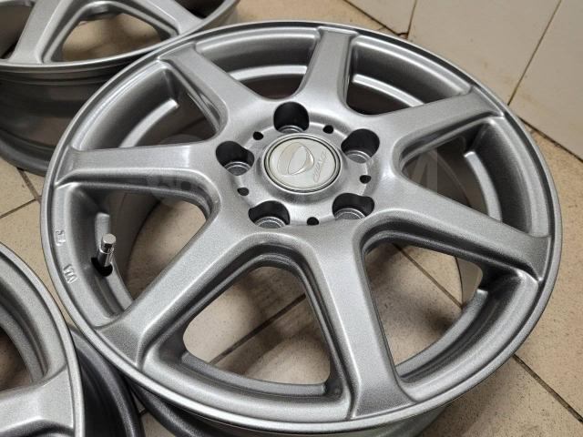 Красивые Dunlop ProV7 15" (5*114.3) 6j et+50 цо73.1мм
