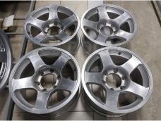 Красавцы RAYS Daytona 16" 8jj (6*139.7) et+5 цо110.1мм