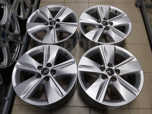 Оригинальные Тойота RAV4/Хариер на 17" (5*114.3) 7j et+39 цо60.1мм Toyota