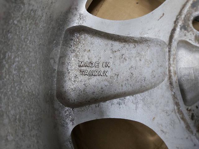 Красавцы Bridgestone на 16" 7jj (6*139.7) et+8 цо110.1мм