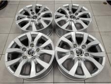 Оригиналы 18" Toyota Land Cruiser 200 (5*150) 8j ет+56 цо110.1мм