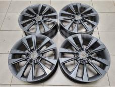 Красивые Qualex для Тойота 17" (5*114.3) 7jj et+45 цо60.1мм Toyota