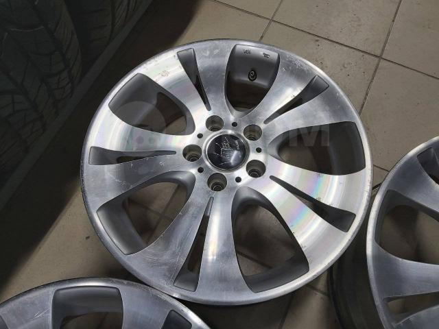 Красавцы 17" Inter Milano Voltec (5*114.3) 7j et+53 цо73.1мм