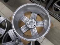 Красавцы Ауди Q7/Volkswagen Touareg 18" 8j (5*130) et+57 цо71.5мм