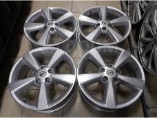 Оригинальные литые диски Nissan 17" 6.5j et+40 (5*114.3) цо66.1мм