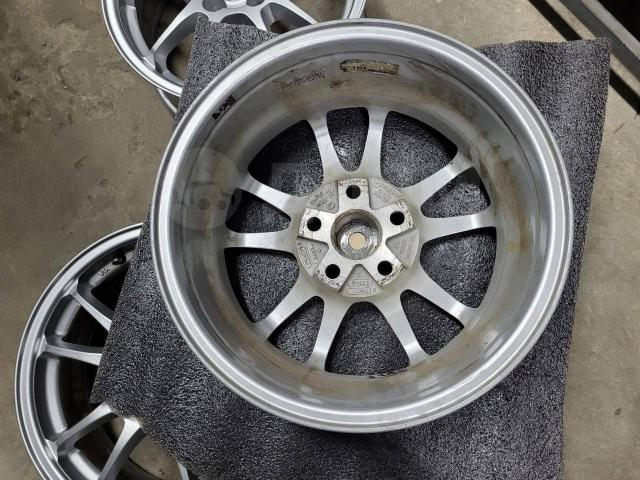 Оригинальные Bridgestone Eco Form 16" 6.5j et+39 (5*114.3) цо60.1мм