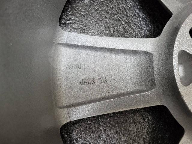 Красавцы Ниссан 17" (5*114.3) 7jj et+40 цо66.1мм
